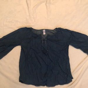 Cute lase up justice top